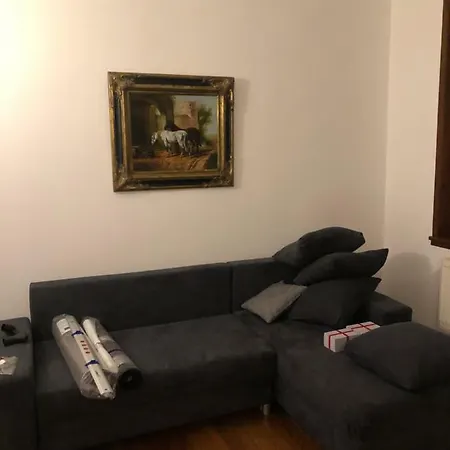 Ferienwohnung In Historischem Gebaude In Der Fussgangerzone In