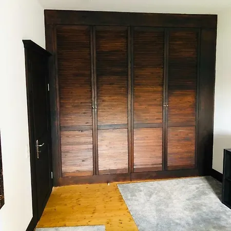 Ferienwohnung In Historischem Gebaude In Der Fussgangerzone In * Kaiserslautern