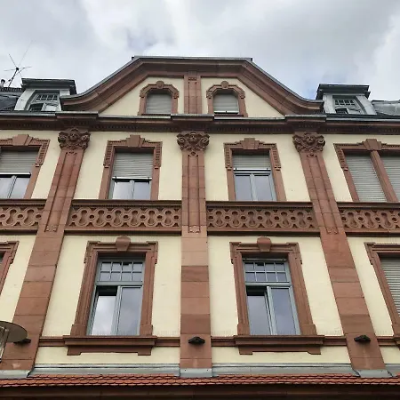 Ferienwohnung In Historischem Gebaude In Der Fussgangerzone In *